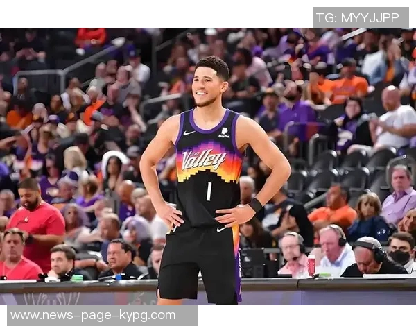 布克谈狄龙斗志与赛季起伏强调避免重复错误的重要性 布克谈狄龙斗志与赛季起伏强调避免重复错误的重要性