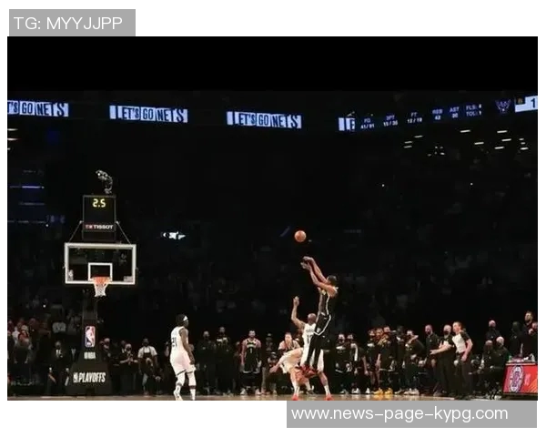 关键时刻KD表现消极最后一球不该交给申京投篮 关键时刻KD表现消极最后一球不该交给申京投篮